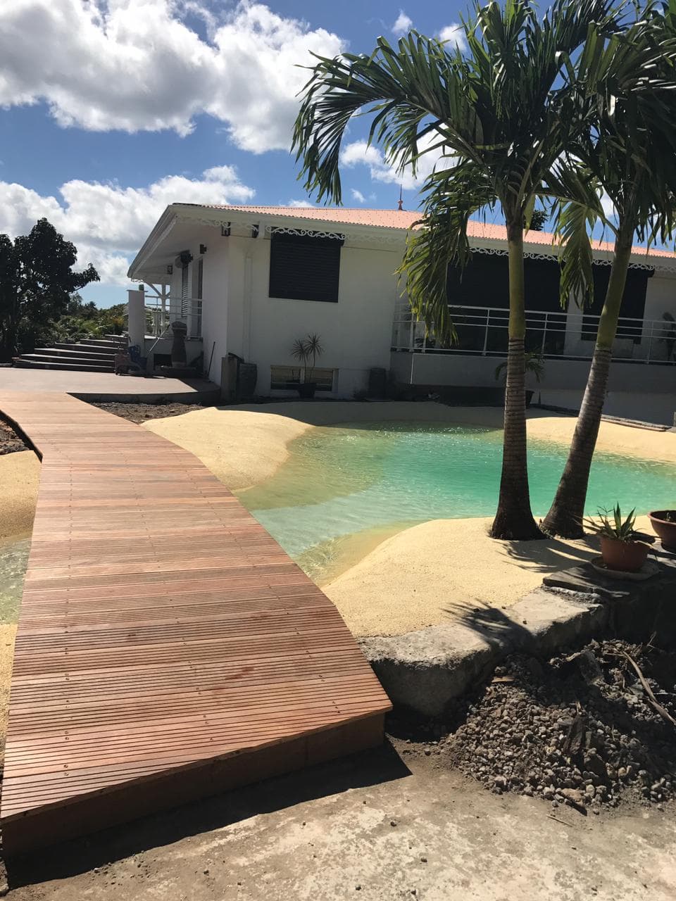 Lagon Rock Garden Pool